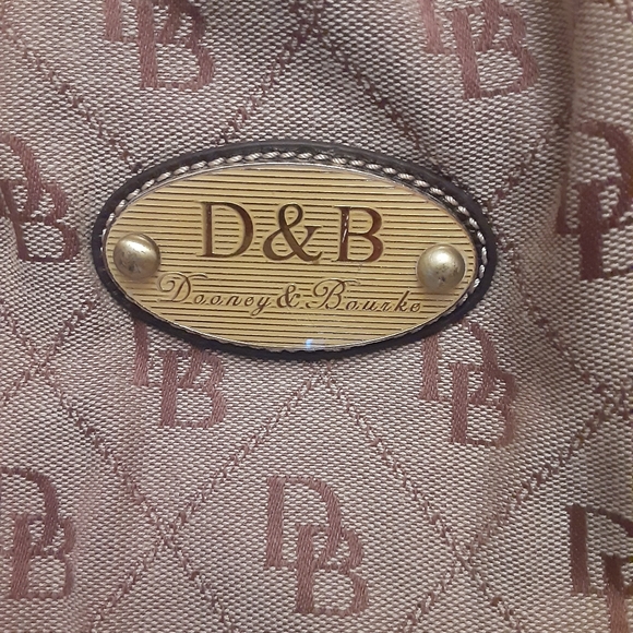 Authentic Dooney and Bourke Shoulder Bag - Picture 3 of 13